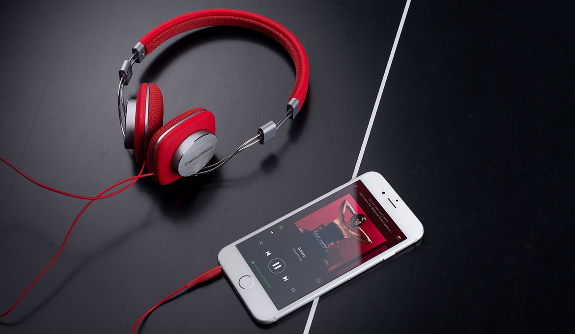 10 Best Sounding Wireless Headphones & Earbuds of 2020 2