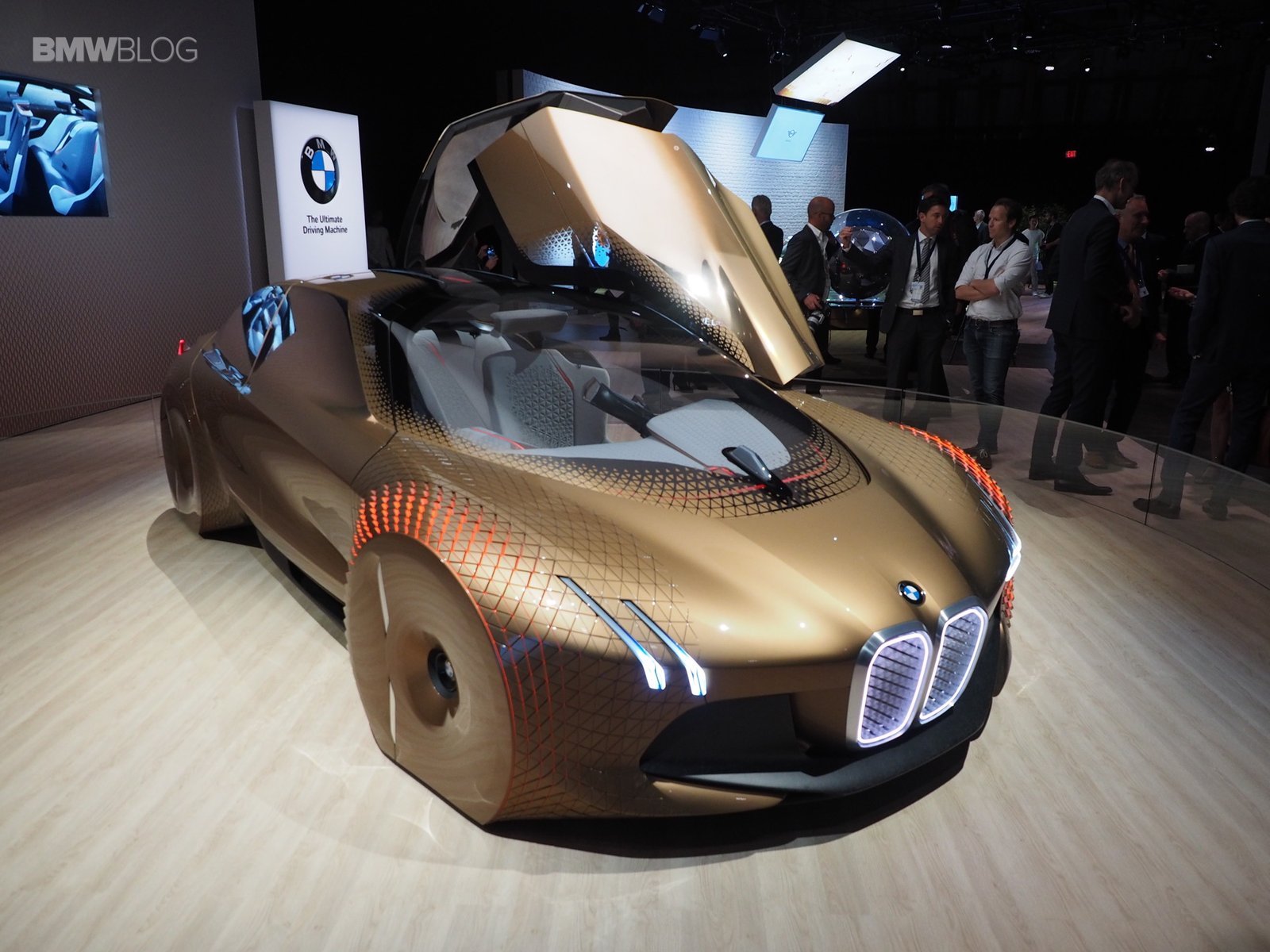 BMW Vision 100 concept car